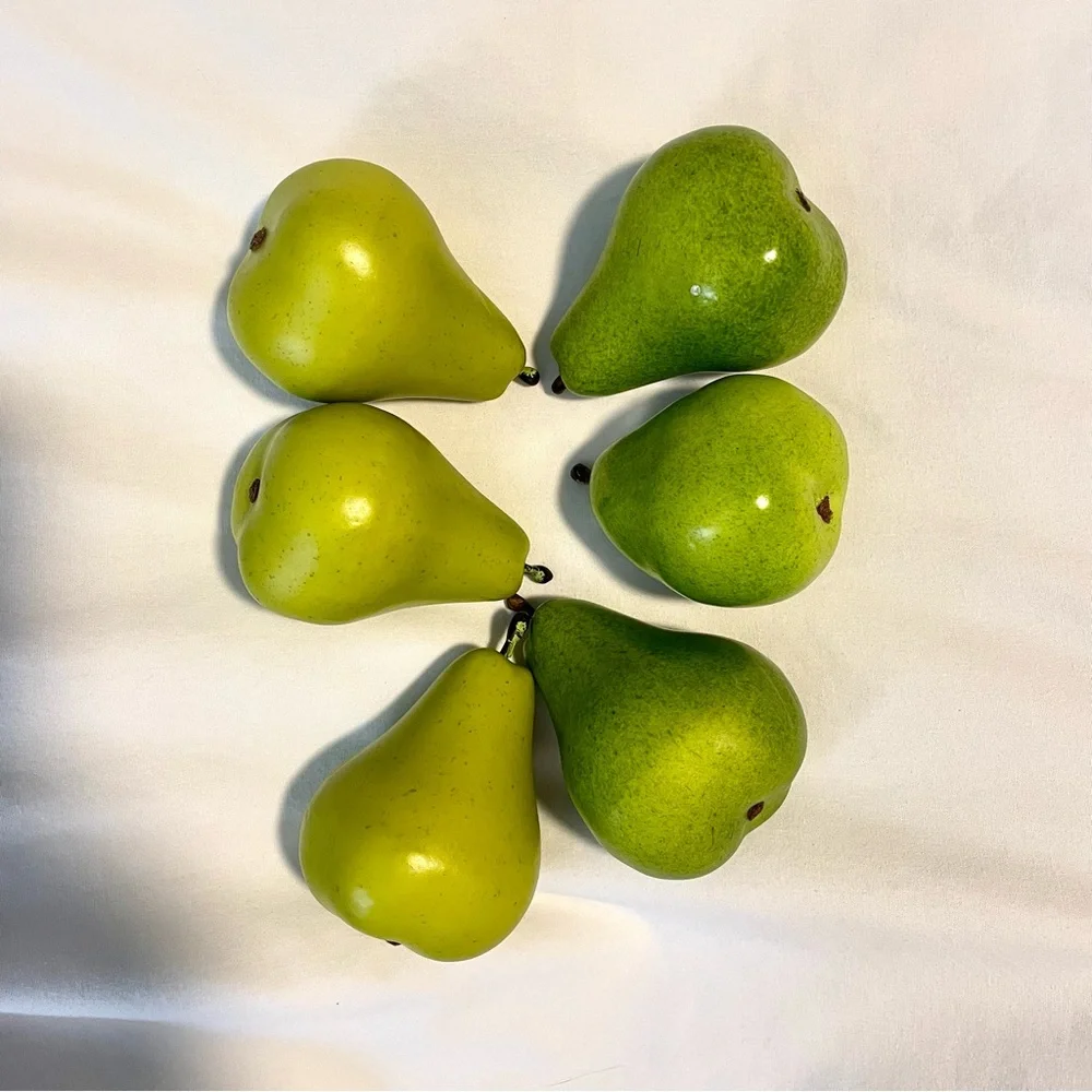 *EUC* 6 Artificial Pears - Lifelike Yellowish Grern Fruit - Kitchen- Realistic